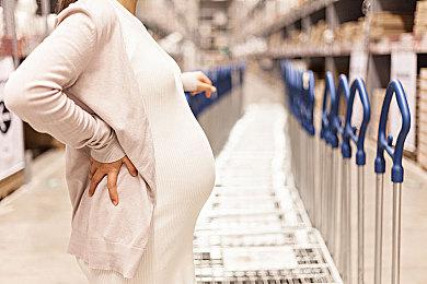 ROG x EVA 联名新品正式发布，重燃青春招募头号玩家